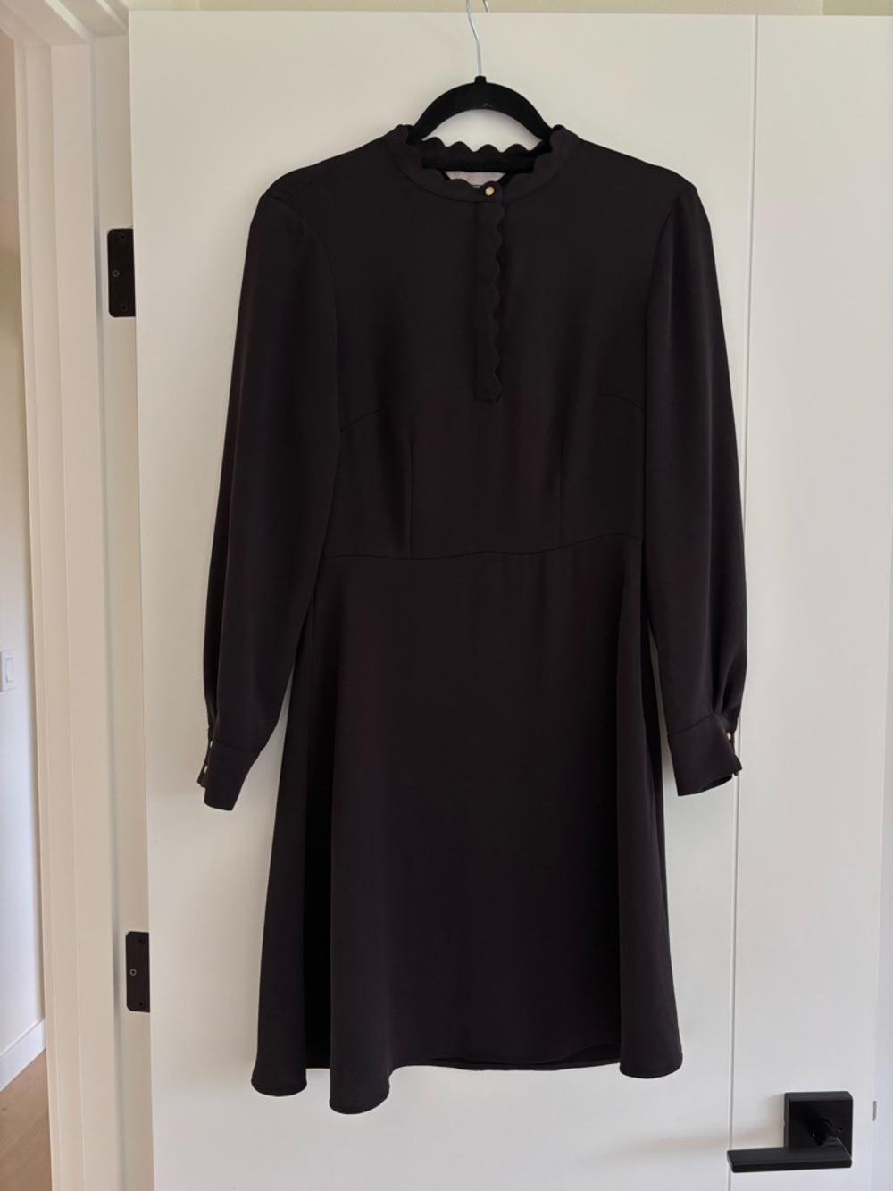 H&M Black Long-Sleeve Dress